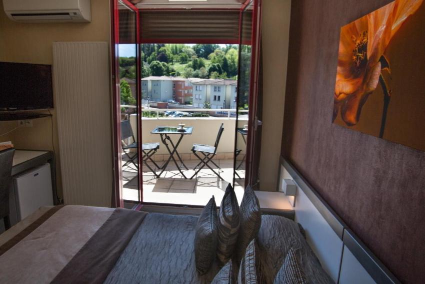Le Médicis 3* Roussillon (Isere)